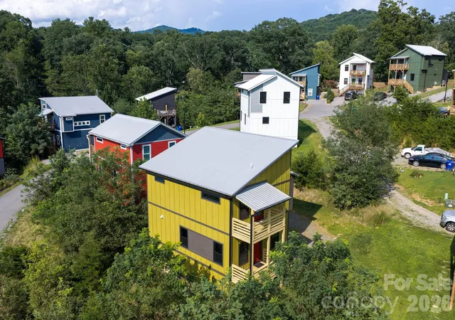 5th image of 613 Salem Heights Ln, Swannanoa, NC 28778 | MLS# 4415923