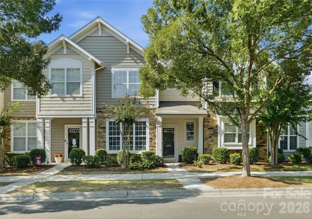 Townhouse for sale at 1028 Tabard Ln, Matthews, NC 28104 | MLS# 4415933