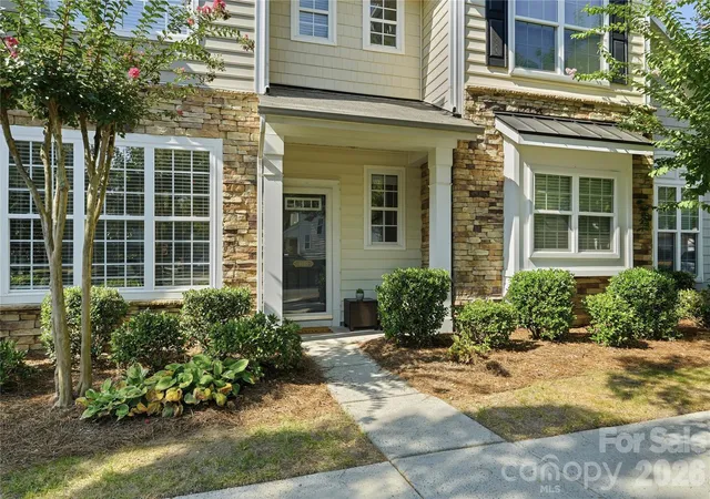 Photo 3 of Townhouse for sale at 1028 Tabard Ln, Matthews, NC 28104 | MLS# 4415933 | Listing updated on 2026-10-07