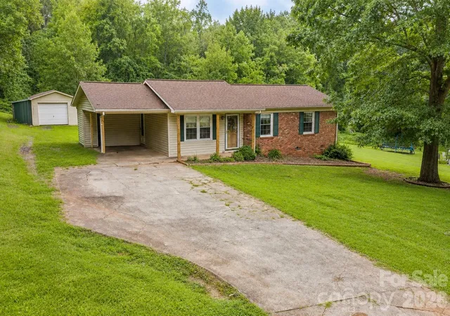 Photo 1 of Single family home for sale at 1139 Loblolly Ln #4, Newton, NC 28658 | MLS# 4415938 | Listing updated on 2026-09-27