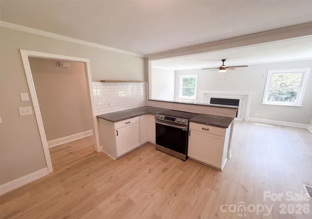 2nd image of 8519 Denbur Dr, Charlotte, NC 28215 | MLS# 4415963