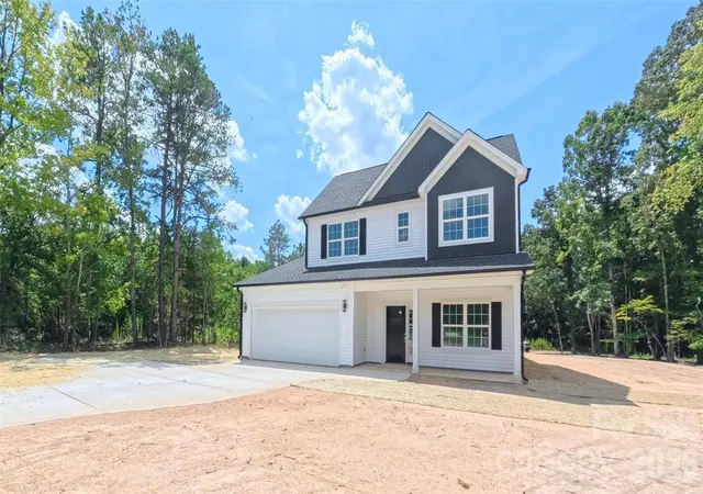 Photo 2 of Single family home for sale at 3155 Meadowcrest Dr, Clover, SC 29710 | MLS# 4416022 | Listing updated on 2026-08-28