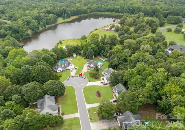 2nd image of 901 Clover Park Dr, Clover, SC 29710 | MLS# 4416054