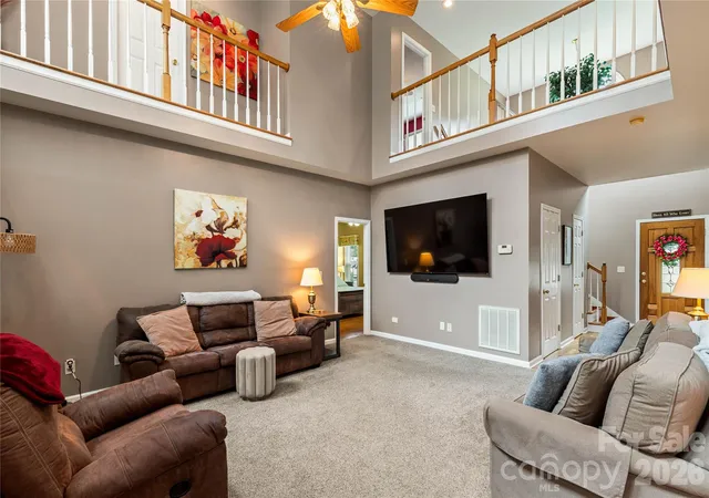 4th image of 901 Clover Park Dr, Clover, SC 29710 | MLS# 4416054