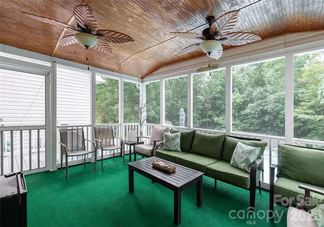 5th image of 901 Clover Park Dr, Clover, SC 29710 | MLS# 4416054