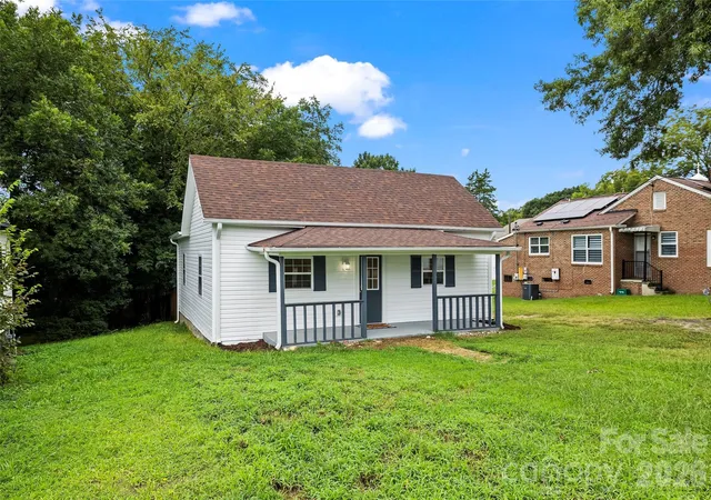 2nd image of 605 Kings Mountain St, Clover, SC 29710 | MLS# 4416058