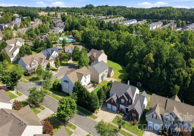 5th image of 2506 Greenspire Ct, Charlotte, NC 28262 | MLS# 4416060