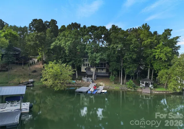 Photo 1 of Single family home for sale at 27059 Catamaran Rd #59, Fort Mill, SC 29708 | MLS# 4416066 | Listing updated on 2026-09-13