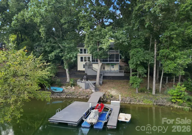 Photo 2 of Single family home for sale at 27059 Catamaran Rd #59, Fort Mill, SC 29708 | MLS# 4416066 | Listing updated on 2026-09-13