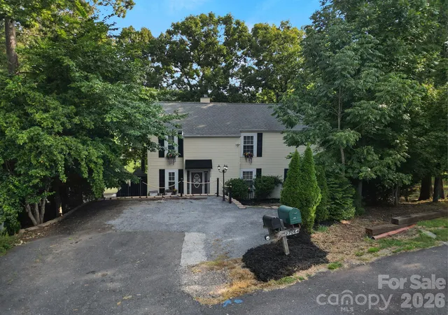 Photo 3 of Single family home for sale at 27059 Catamaran Rd #59, Fort Mill, SC 29708 | MLS# 4416066 | Listing updated on 2026-09-13