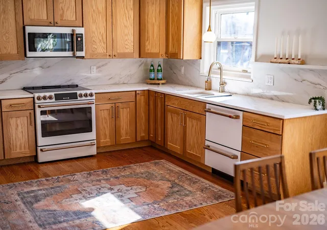 4th image of 55 Cisco Rd, Asheville, NC 28805 | MLS# 4416071