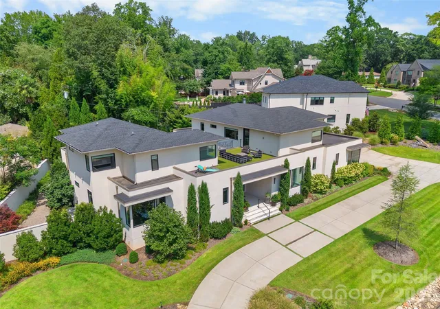 Photo 2 of Mansion for sale at 316 Mammoth Oaks Dr, Charlotte, NC 28270 | MLS# 4416079 | Listing updated on 2026-10-10