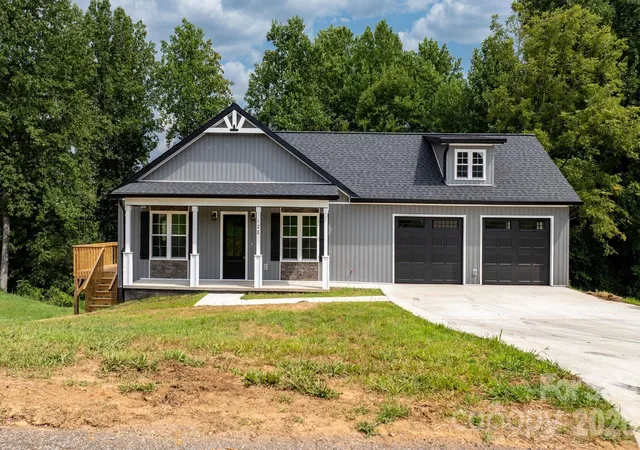 3rd image of 128 Buck Shoals Cir, Hudson, NC 28638 | MLS# 4416085