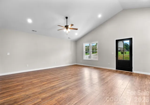 5th image of 128 Buck Shoals Cir, Hudson, NC 28638 | MLS# 4416085