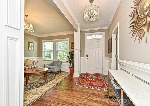 Photo 3 of Single family home for sale at 20032 Northport Dr, Cornelius, NC 28031 | MLS# 4416087 | Listing updated on 2026-09-16