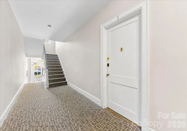 4th image of 2300 Roswell Ave, Charlotte, NC 28207