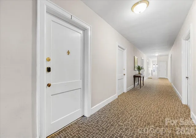 5th image of 2300 Roswell Ave, Charlotte, NC 28207