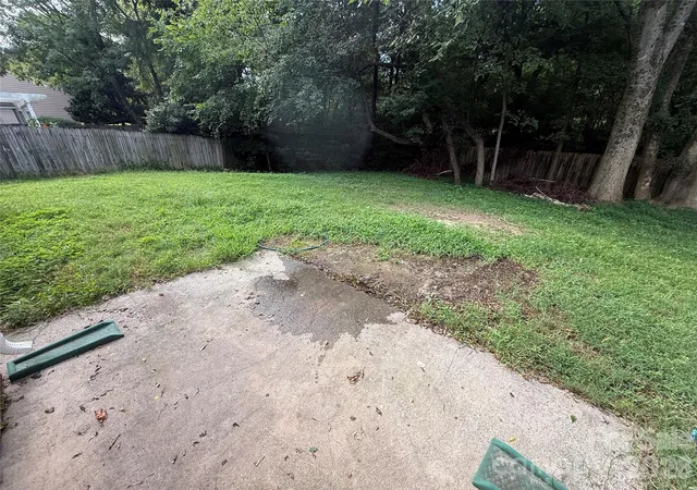 15th image of 2615 Robyns Glen Dr, Charlotte, NC 28269 | MLS# 4416107