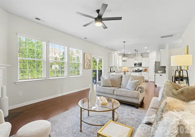 5th image of 16823 Cozy Cove Rd, Charlotte, NC 28278 | MLS# 4416113