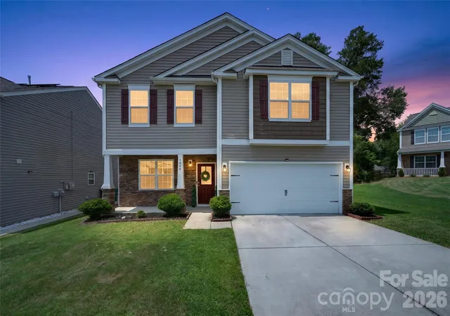 1st image of 5040 Deisy May Ln, Matthews, NC 28105 | MLS# 4416122