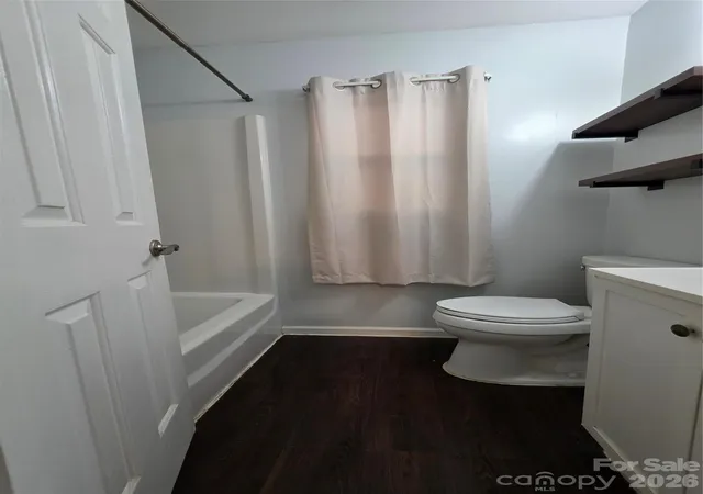 Photo 3 of Single family home for sale at 221 Auten Cir, Mount Holly, NC 28120 | MLS# 4416125 | Listing updated on 2026-09-19