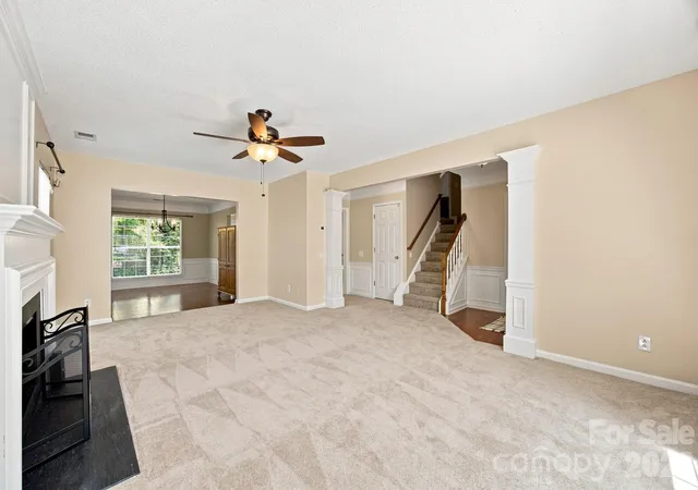 Photo 4 of Single family home for sale at 124 Aylesbury Ln, Indian Trail, NC 28079 | MLS# 4416136 | Listing updated on 2026-09-23