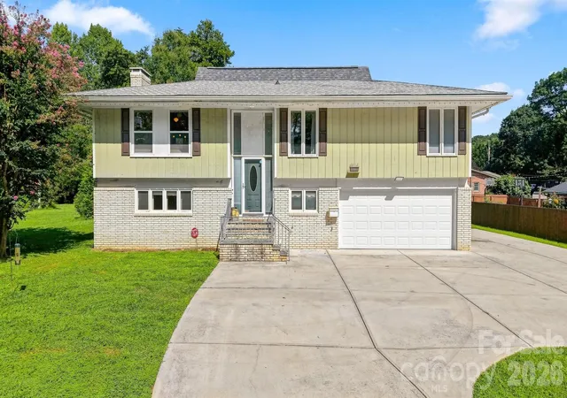 2nd image of 706 Springdale Rd, Statesville, NC 28677 | MLS# 4416150
