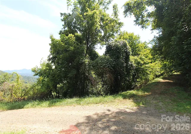 2nd image of 310 High Cliff Dr, Waynesville, NC 28786 | MLS# 4416152