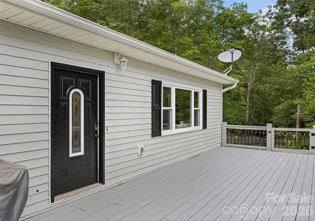 Photo 5 of Single family home for sale at 524 Lookout Dr, Pisgah Forest, NC 28768 | MLS# 4416154 | Listing updated on 2026-08-22