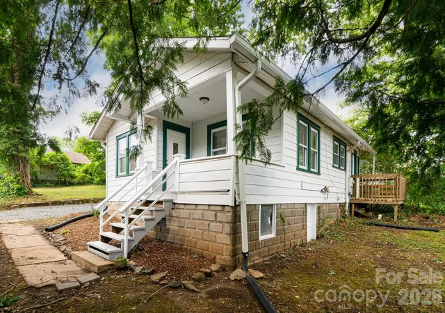 2nd image of 26 First St, Asheville, NC 28803 | MLS# 4416168