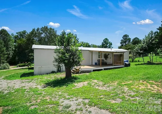 4th image of 6584 Deerwood Trl, Vale, NC 28168 | MLS# 4416170