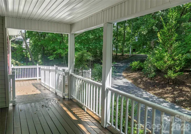 Photo 4 of Single family home for sale at 15 Pete Luther Rd, Candler, NC 28715 | MLS# 4416188 | Listing updated on 2026-10-01