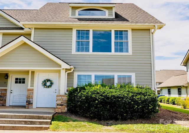 1st image of 14 Rotunda Cir, Asheville, NC 28806 | MLS# 4416189