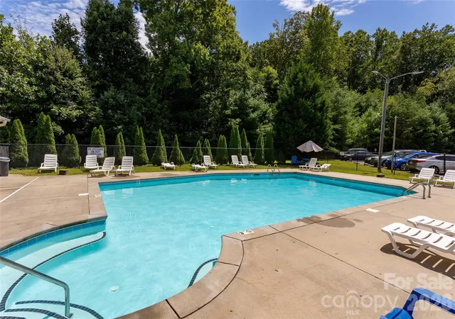 44th image of 14 Rotunda Cir, Asheville, NC 28806 | MLS# 4416189