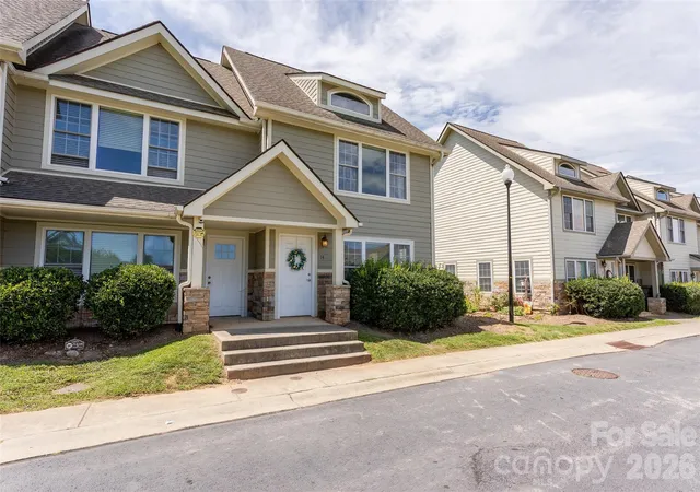 5th image of 14 Rotunda Cir, Asheville, NC 28806 | MLS# 4416189