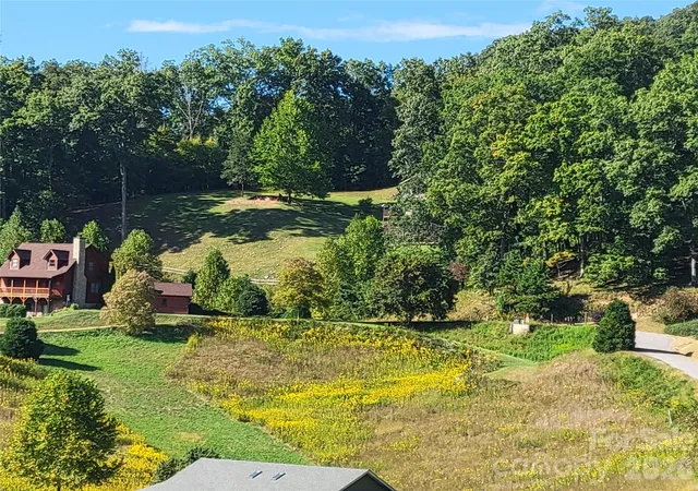 5th image of 507 Utah Mountain Rd, Waynesville, NC 28785 | MLS# 4416191
