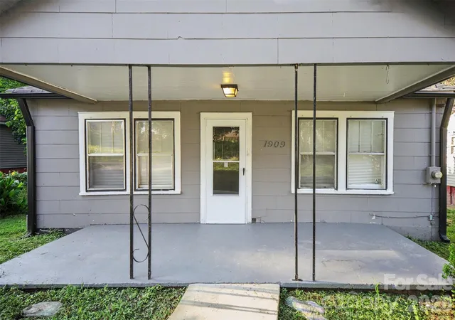 2nd image of 1909 Marshall Ave, Gastonia, NC 28052 | MLS# 4416194