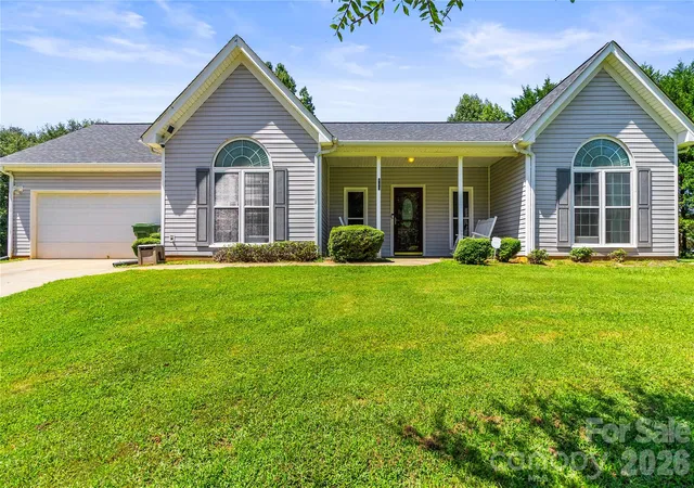 Photo 1 of Single family home for sale at 413 Summer Ridge Rd, Stanley, NC 28164 | MLS# 4416198 | Listing updated on 2026-09-30