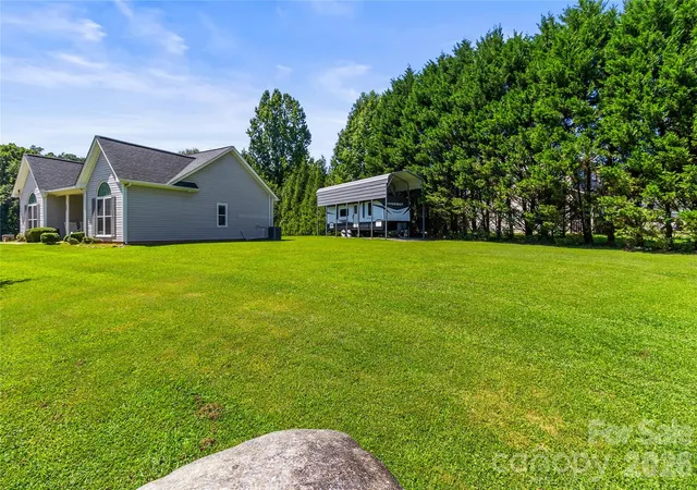 Photo 3 of Single family home for sale at 413 Summer Ridge Rd, Stanley, NC 28164 | MLS# 4416198 | Listing updated on 2026-09-30