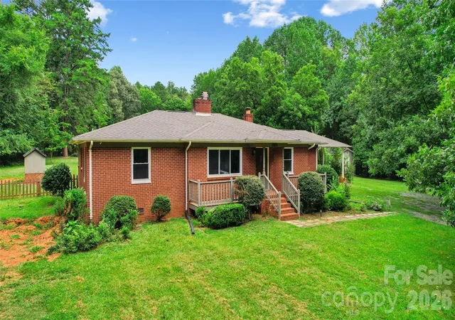 1st image of 2305 Williams Rd, Matthews, NC 28105 | MLS# 4416208