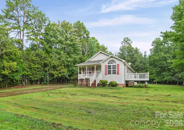2nd image of 147 Island Terrace Rd, Statesville, NC 28677 | MLS# 4416211
