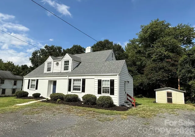 2nd image of 1351 S Aspen St, Lincolnton, NC 28092 | MLS# 4416224