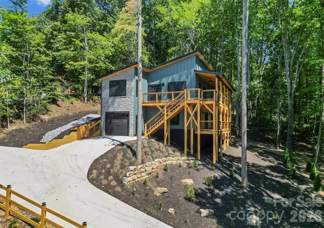 42nd image of 276 Coopers Dr, Hendersonville, NC 28739 | MLS# 4416232
