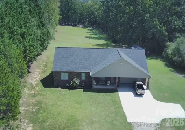 Photo 1 of Single family home for sale at 2306 Buffalo Shls Rd, Lincolnton, NC 28092 | MLS# 4416262 | Listing updated on 2026-09-19