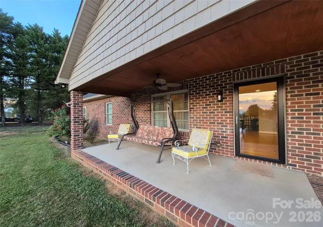 Photo 3 of Single family home for sale at 2306 Buffalo Shls Rd, Lincolnton, NC 28092 | MLS# 4416262 | Listing updated on 2026-09-13