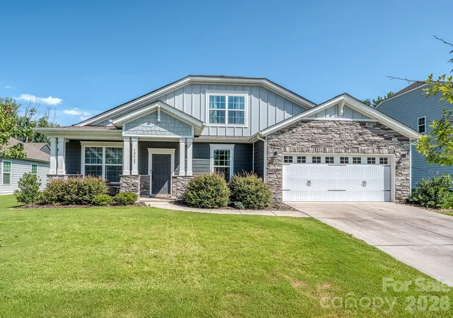 1st image of 12527 Journeys End Trl, Huntersville, NC 28078 | MLS# 4416267