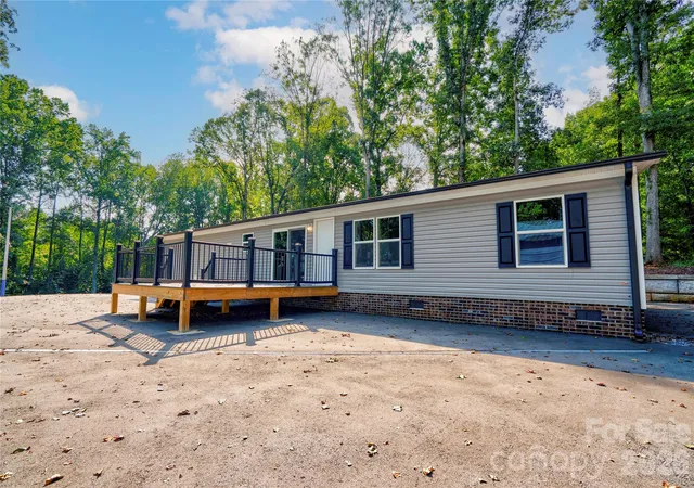 2nd image of 737 Pleasantdale Dr, Shelby, NC 28150 | MLS# 4416272