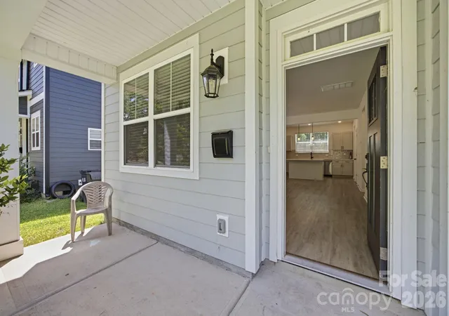 Photo 2 of Single family home for sale at 1812 Purser Dr, Charlotte, NC 28215 | MLS# 4416276 | Listing updated on 2026-08-26