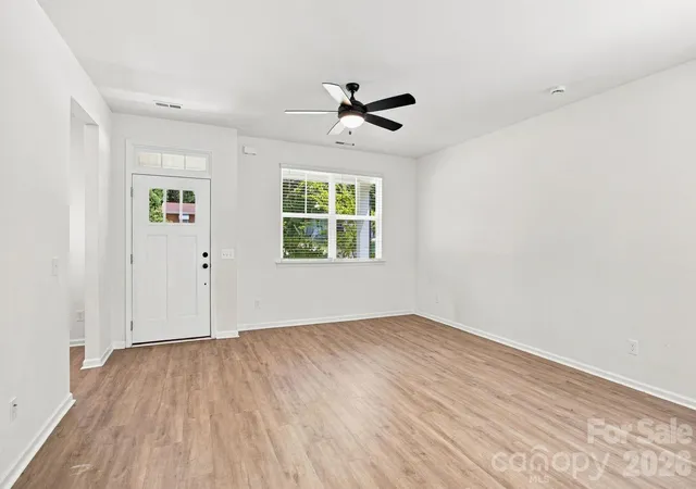 Photo 4 of Single family home for sale at 1812 Purser Dr, Charlotte, NC 28215 | MLS# 4416276 | Listing updated on 2026-08-26
