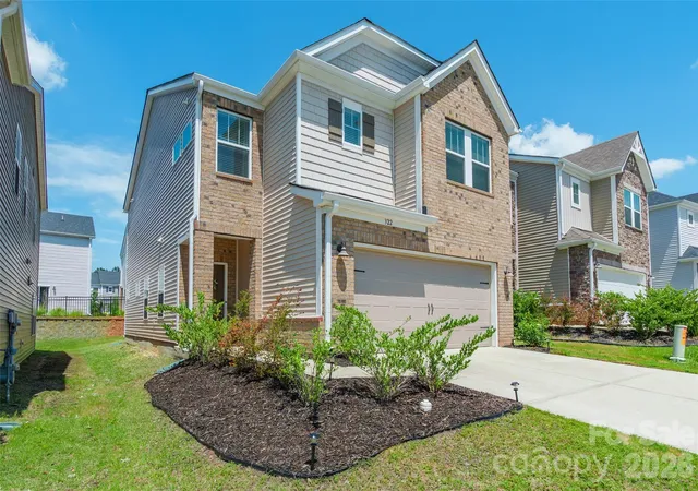 2nd image of 322 Hyssop Ct, Fort Mill, SC 29715 | MLS# 4416297